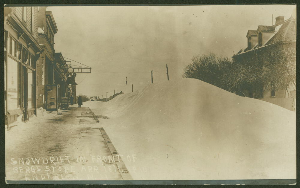 Snowdrift in Enderlin